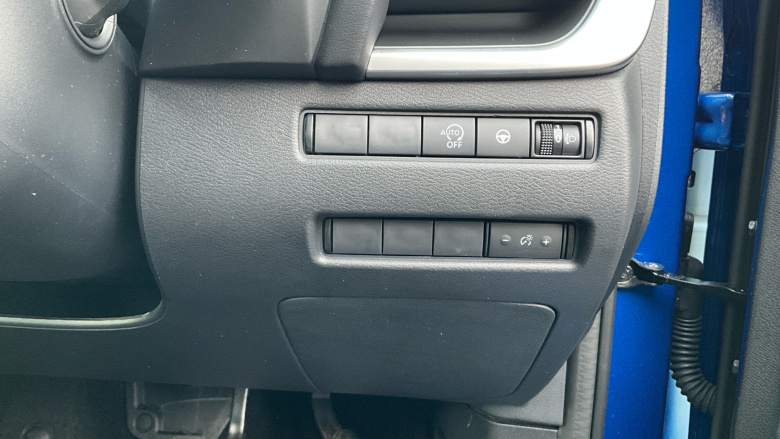 Nissan Qashqai 1.3 DiG-T MH 158 N-Connecta 5dr Xtronic Petrol Hatchback